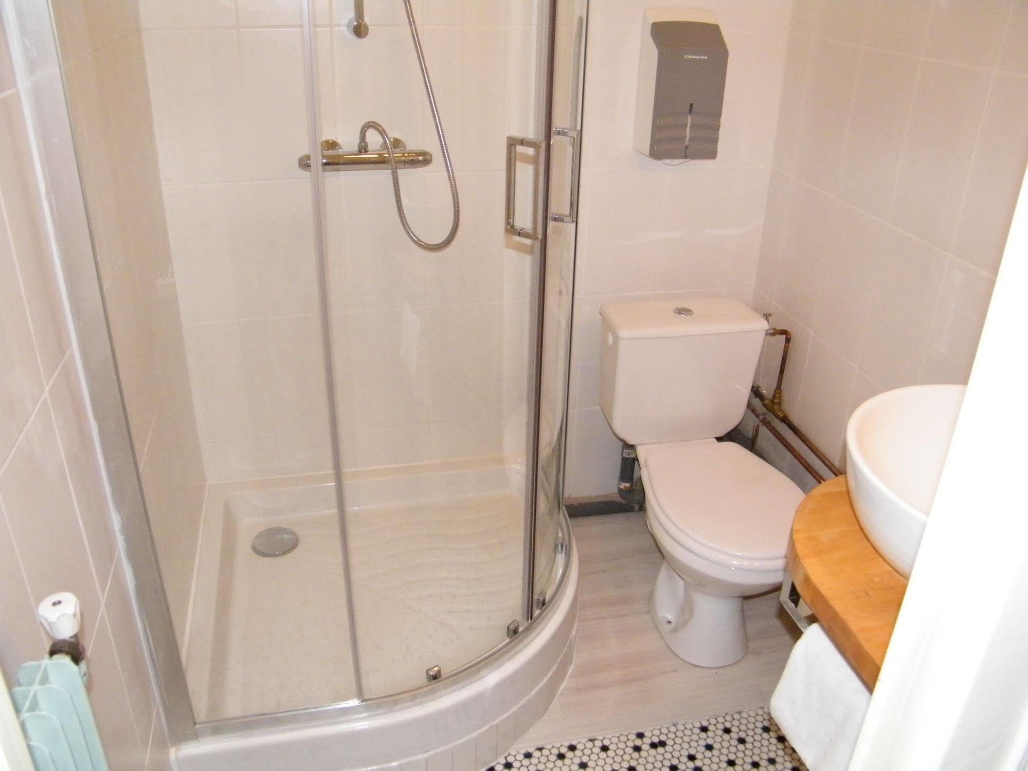 Balzac Hotel Fougeres Bagian luar foto